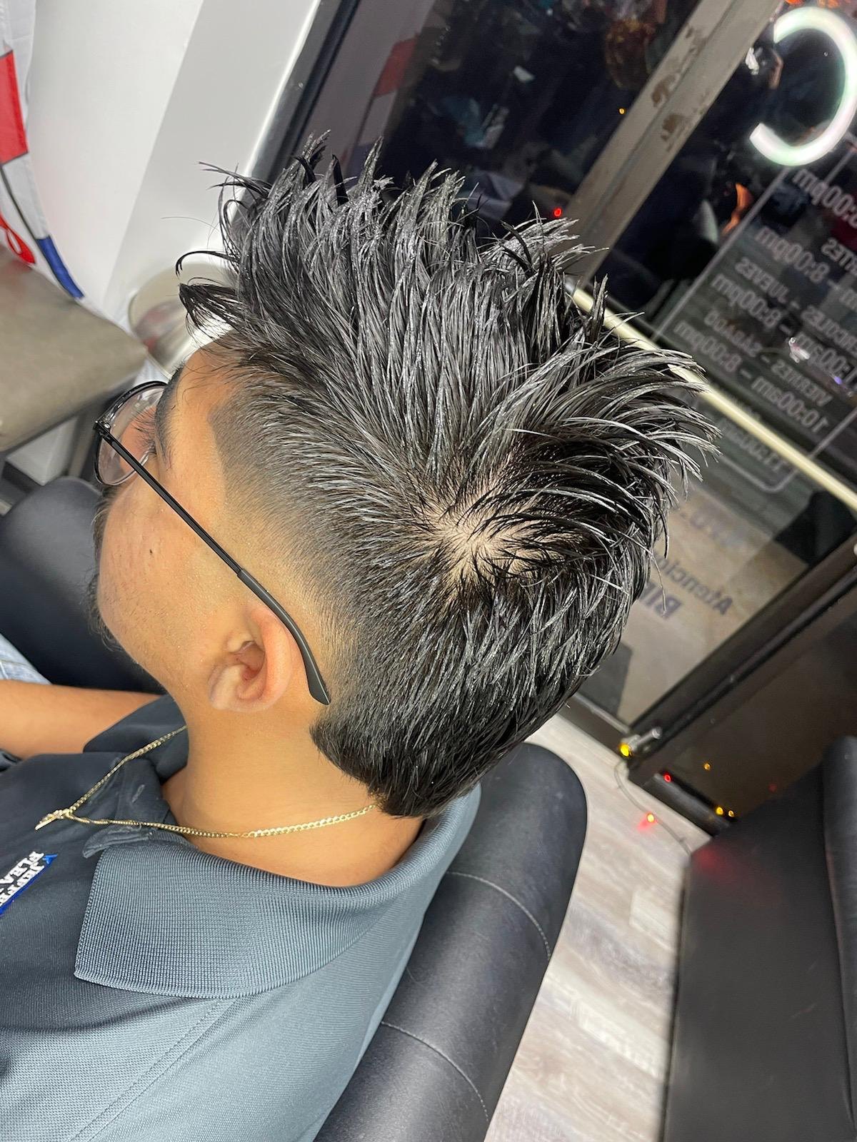 Hair Fashion by Dailen - Men’s textured fade